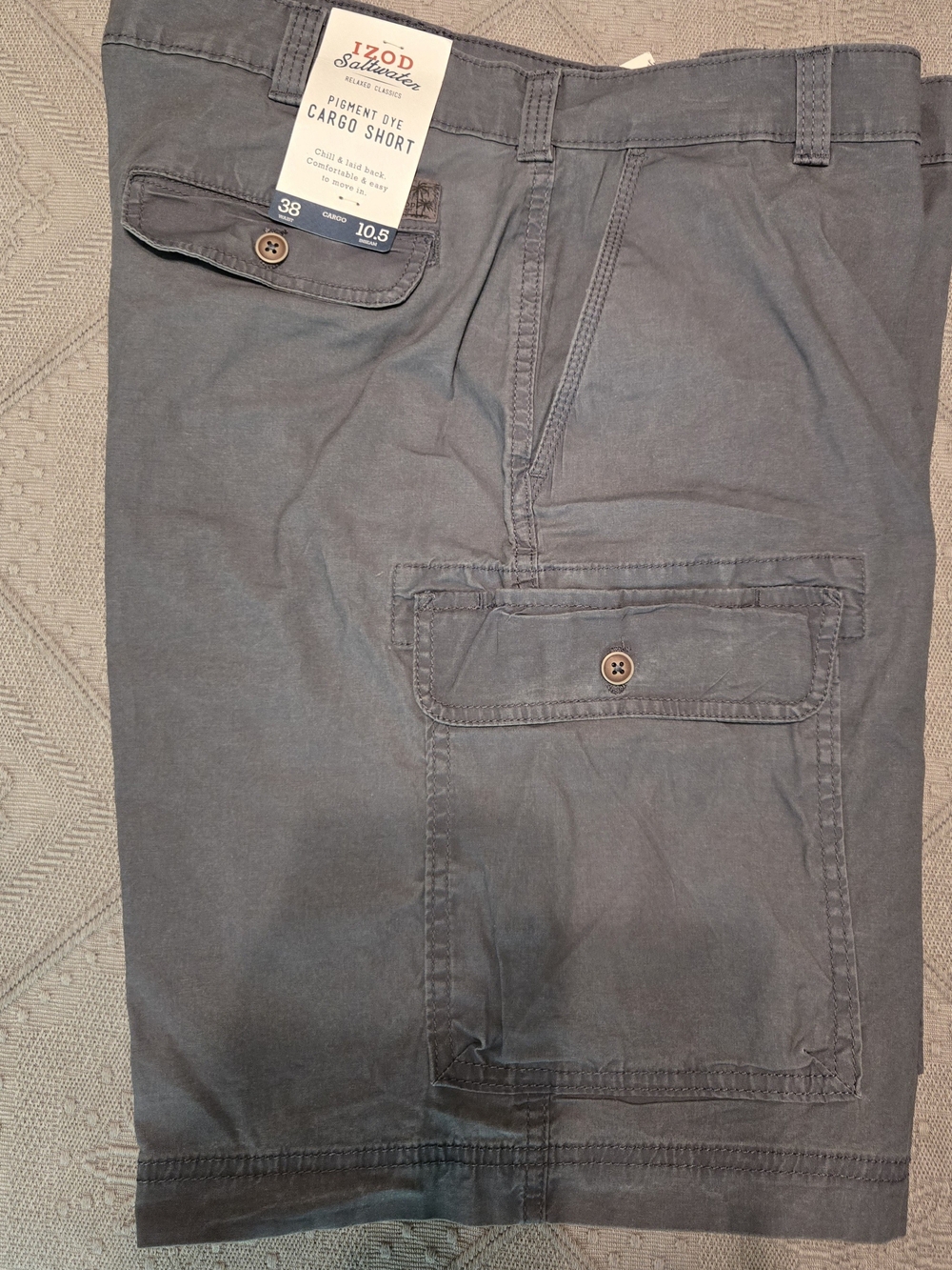 Izod-Gray,(Smoked Pearl) Pigment Dye Cargo Shorts. Size 38